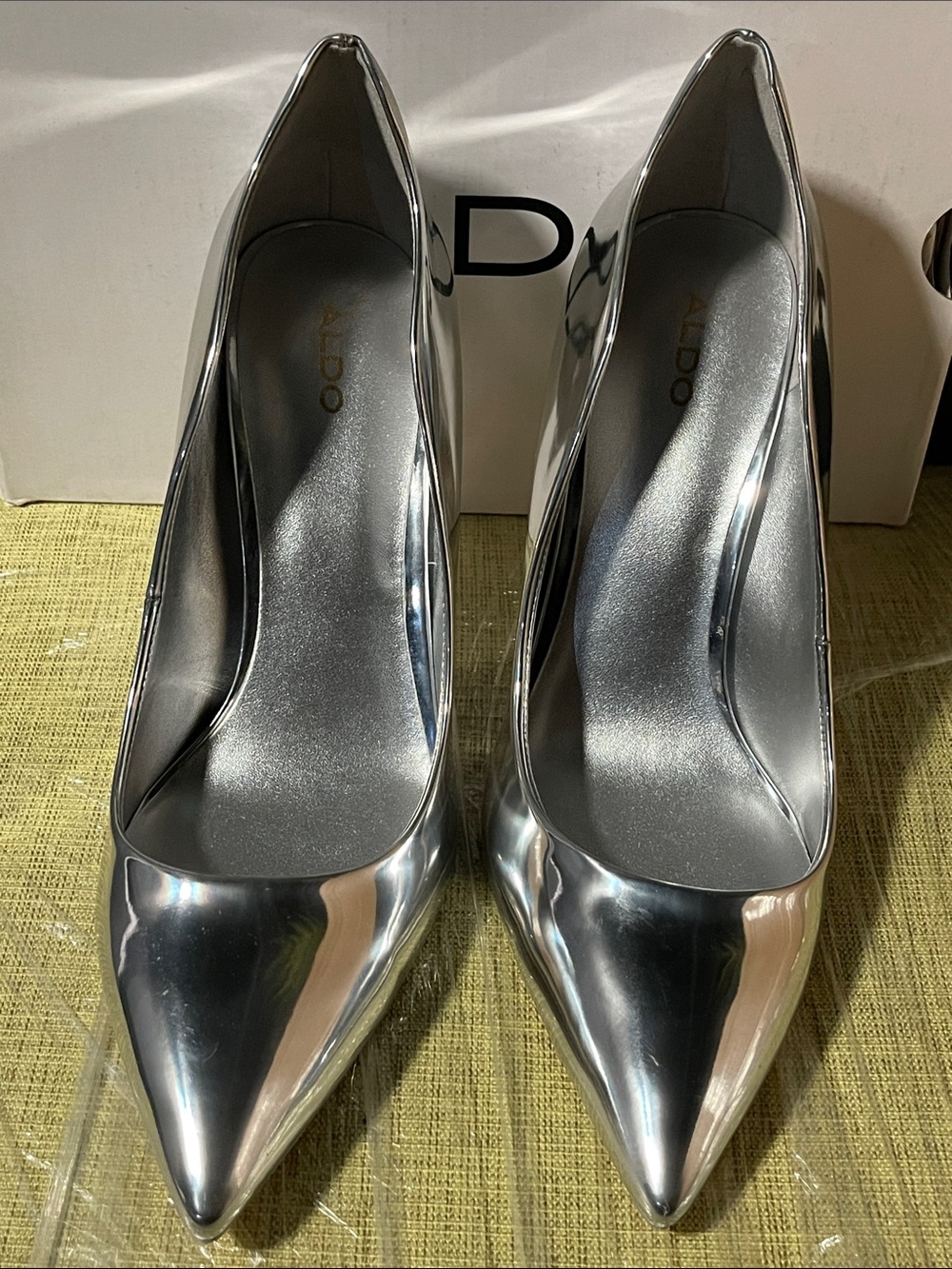 Aldo Metallic Silver Pointed Toe Stiletto Pumps - Picture 3 of 11